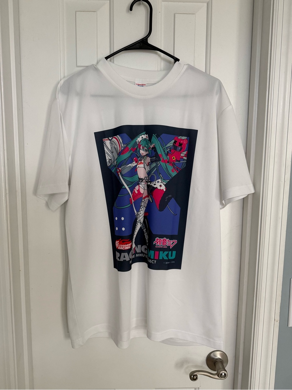 Hatsune Miku Racing Graphic Short Sleeve Tee — White